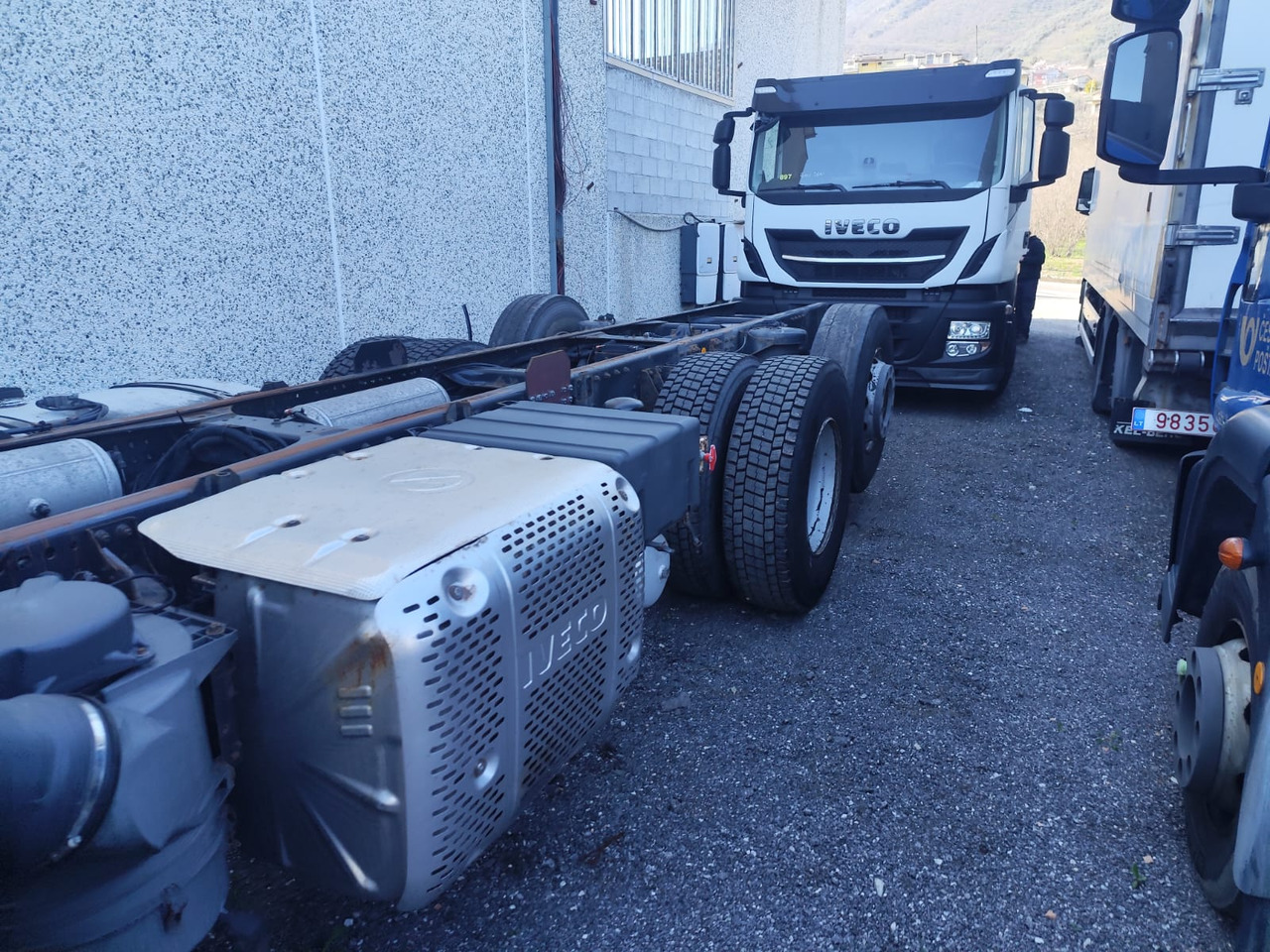 IVECO STRALIS AD 260S31 XP - משאית עם שלדת תא: תמונה 3 IVECO STRALIS AD 260S31 XP - משאית עם שלדת תא: תמונה 3