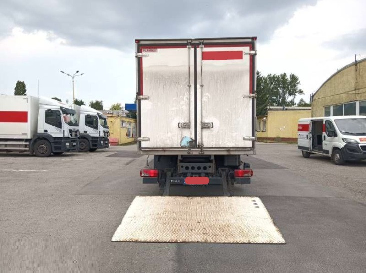 IVECO STRALIS AD 260S31 Y/P - משאית עם שלדת תא: תמונה 4 IVECO STRALIS AD 260S31 Y/P - משאית עם שלדת תא: תמונה 4