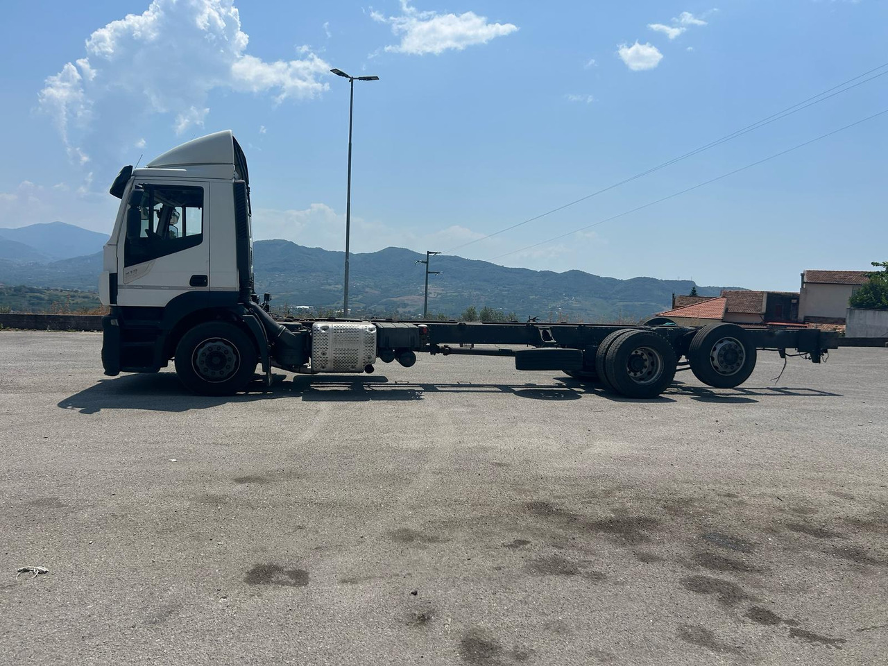 IVECO STRALIS AD 260S31 Y/P - משאית עם שלדת תא: תמונה 3 IVECO STRALIS AD 260S31 Y/P - משאית עם שלדת תא: תמונה 3