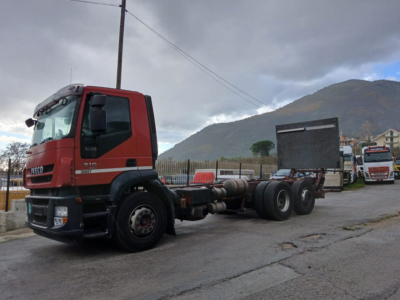 IVECO STRALIS AD 260S31 - משאית עם שלדת תא: תמונה 1 IVECO STRALIS AD 260S31 - משאית עם שלדת תא: תמונה 1
