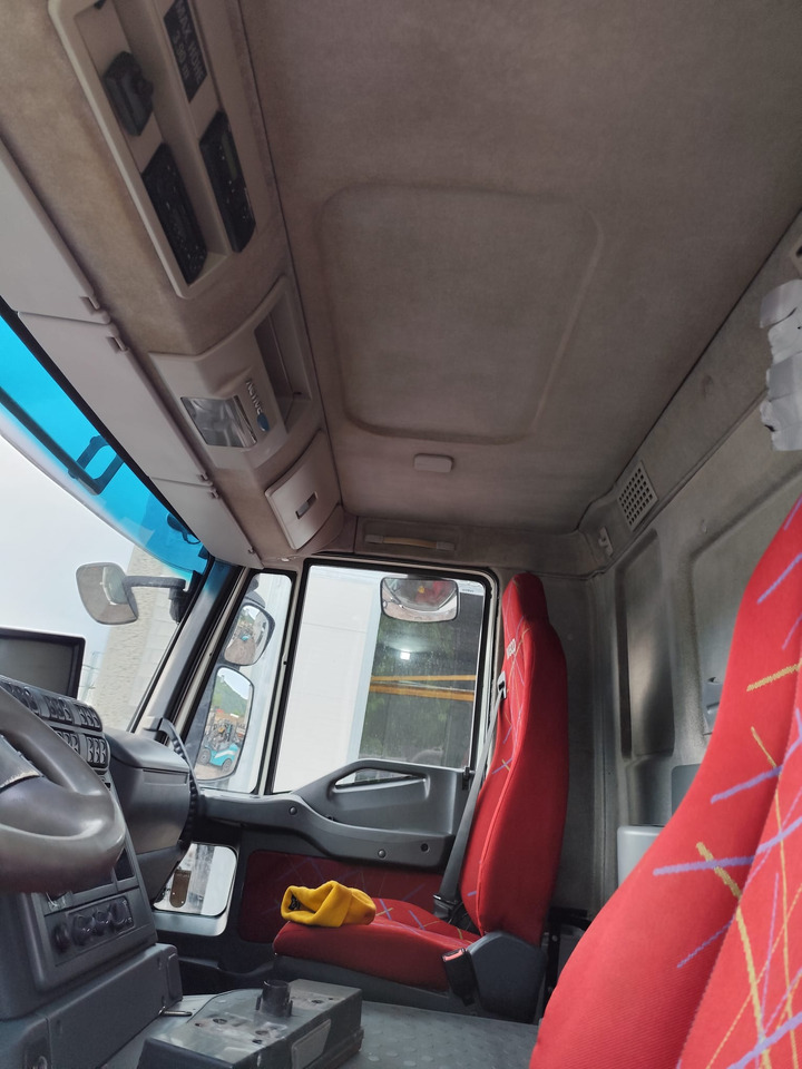IVECO STRALIS AD 260S31 - משאית צד נופל/ שטוחה: תמונה 3 IVECO STRALIS AD 260S31 - משאית צד נופל/ שטוחה: תמונה 3