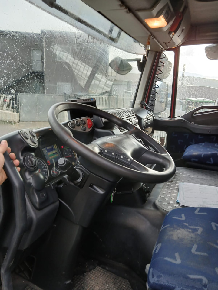 IVECO STRALIS AD 260S31 - משאית עם שלדת תא: תמונה 4 IVECO STRALIS AD 260S31 - משאית עם שלדת תא: תמונה 4