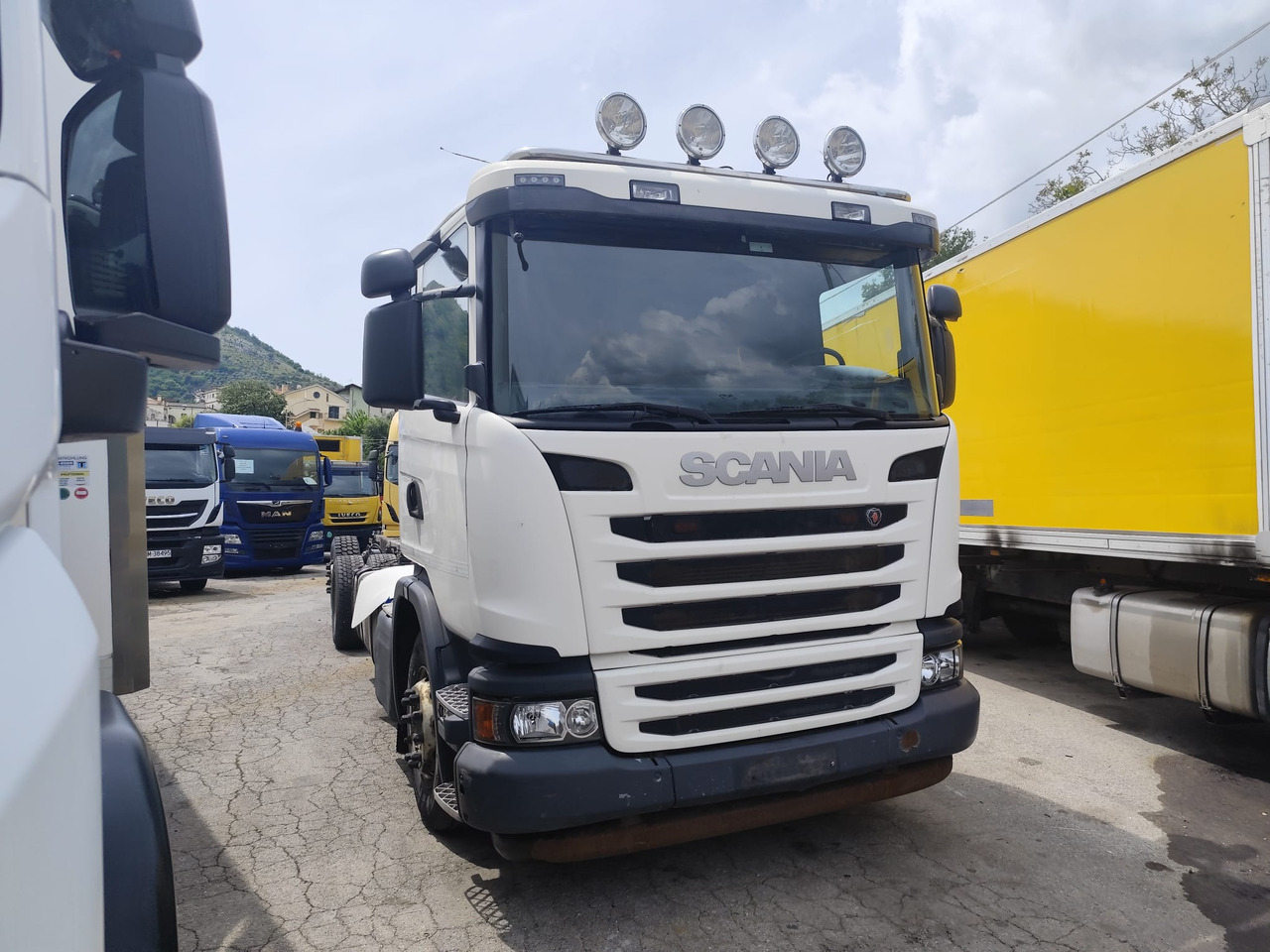משאית עם שלדת תא SCANIA G450: תמונה 18