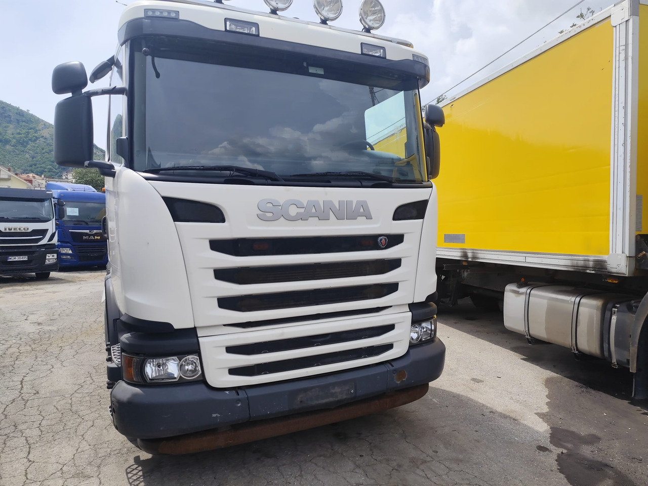 משאית עם שלדת תא SCANIA G450: תמונה 15