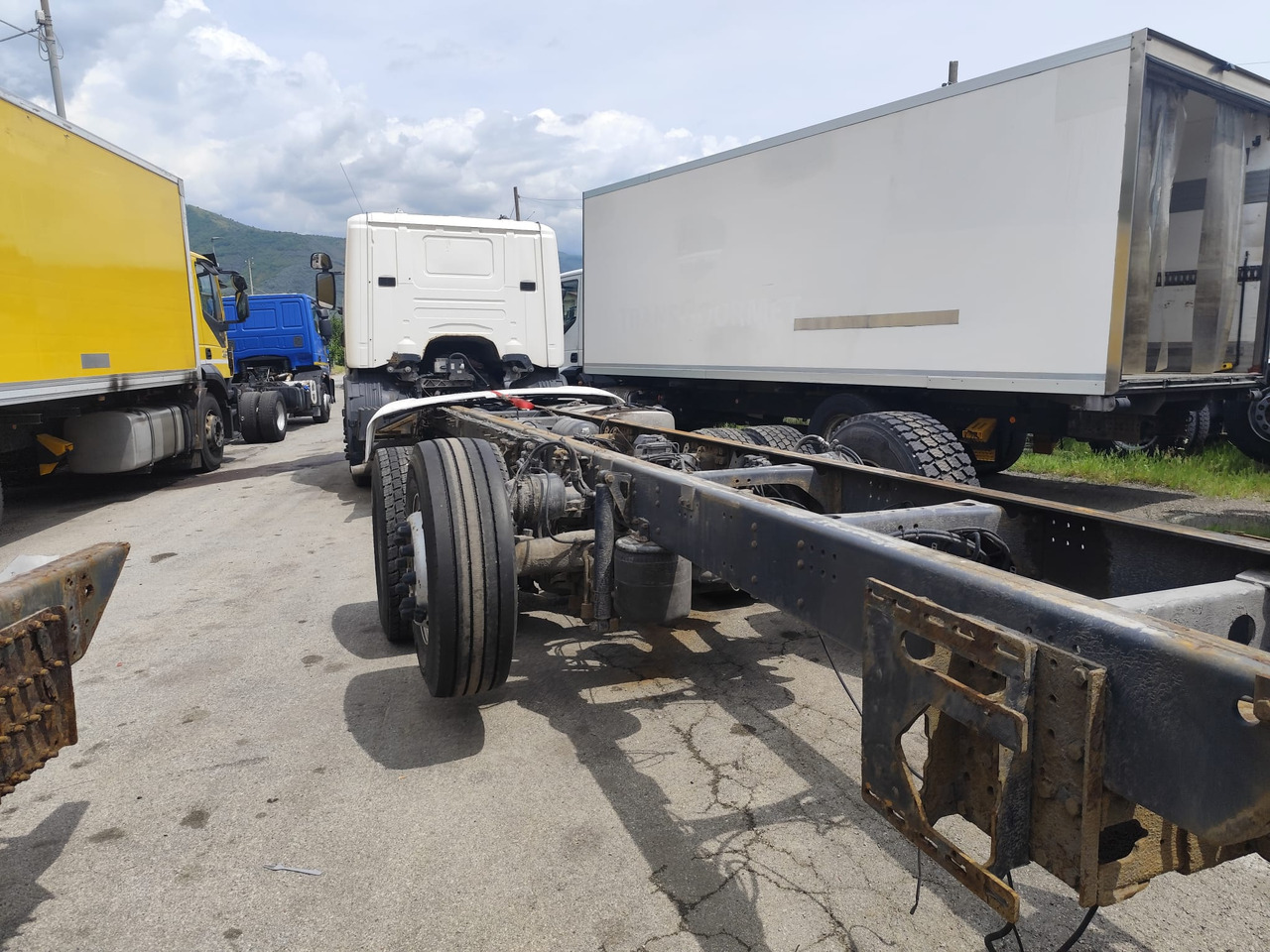 משאית עם שלדת תא SCANIA G450: תמונה 7