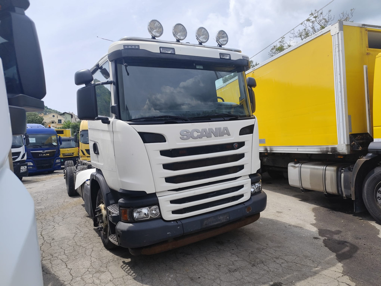 משאית עם שלדת תא SCANIA G450: תמונה 16