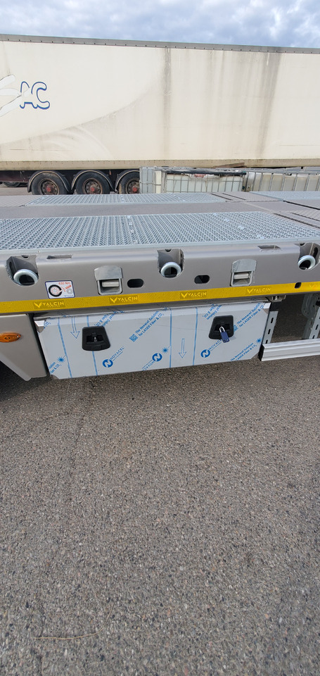 חָדָשׁ סמיטריילר עם מטען נמוך עבור הובלה של מכונות כבדות YALCIN EXTENSIBLE AVEC TABLE ELEVATRICE: תמונה 6