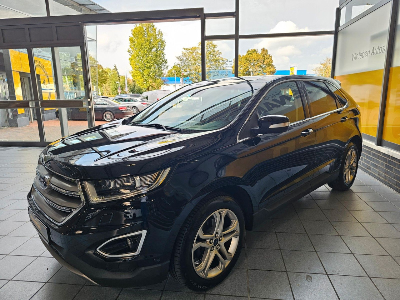 Ford Edge Titanium 4x4 AHK ACC SchiebeDach Navi LED - SUV: תמונה 3 Ford Edge Titanium 4x4 AHK ACC SchiebeDach Navi LED - SUV: תמונה 3