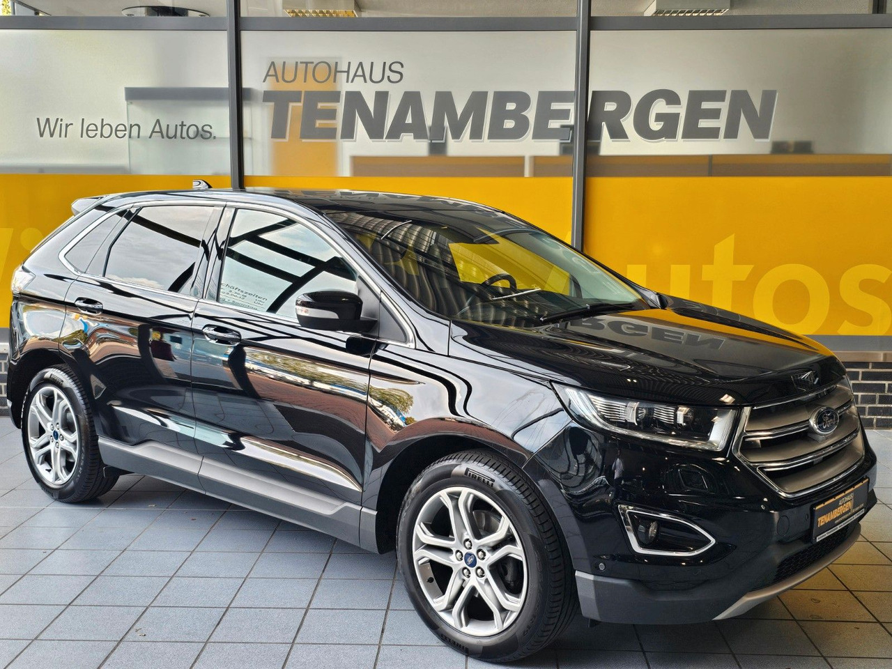 Ford Edge Titanium 4x4 AHK ACC SchiebeDach Navi LED - SUV: תמונה 1 Ford Edge Titanium 4x4 AHK ACC SchiebeDach Navi LED - SUV: תמונה 1