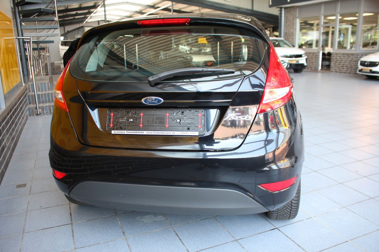 Ford Fiesta Trend Klima + Frontscheibenheizung 5Türer - מכונית: תמונה 4 Ford Fiesta Trend Klima + Frontscheibenheizung 5Türer - מכונית: תמונה 4