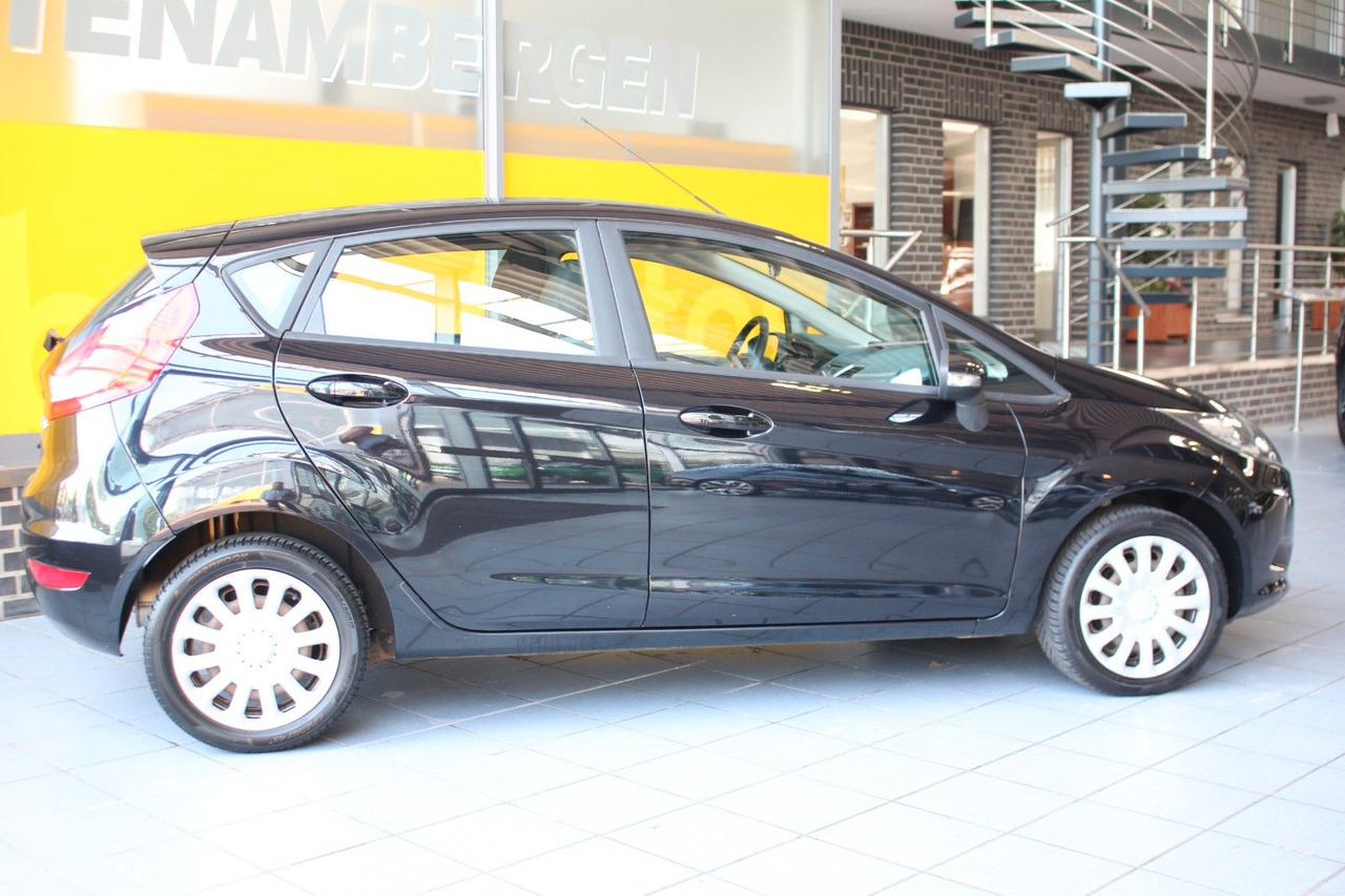 Ford Fiesta Trend Klima + Frontscheibenheizung 5Türer - מכונית: תמונה 3 Ford Fiesta Trend Klima + Frontscheibenheizung 5Türer - מכונית: תמונה 3