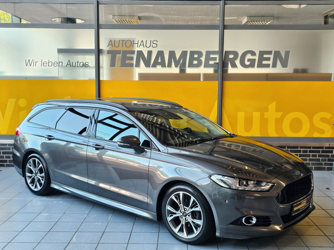 Ford Mondeo Turnier ST-Line LED Scheinwerfer - מכונית: תמונה 1 Ford Mondeo Turnier ST-Line LED Scheinwerfer - מכונית: תמונה 1