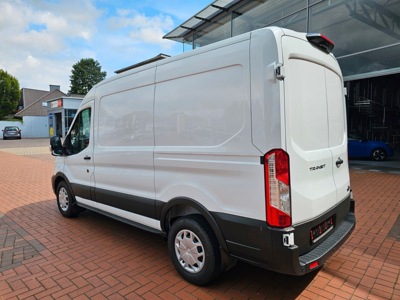 Ford Transit Kasten 350 L2H2 Trend Regalsystem Kamera - כלי רכב מסחרי עם לוח: תמונה 3 Ford Transit Kasten 350 L2H2 Trend Regalsystem Kamera - כלי רכב מסחרי עם לוח: תמונה 3