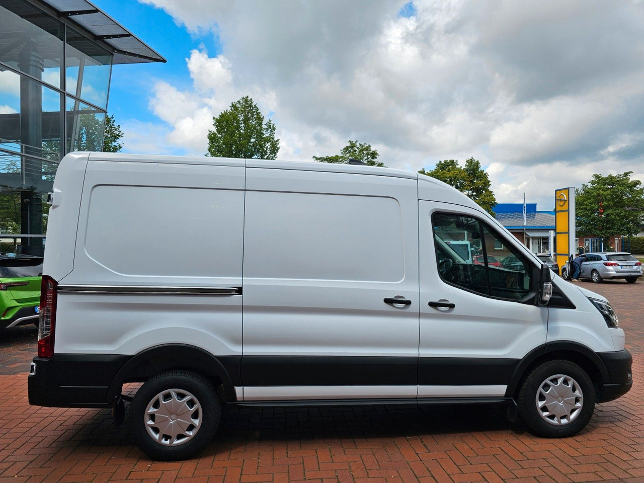 Ford Transit Kasten 350 L2H2 Trend Regalsystem Kamera - כלי רכב מסחרי עם לוח: תמונה 5 Ford Transit Kasten 350 L2H2 Trend Regalsystem Kamera - כלי רכב מסחרי עם לוח: תמונה 5