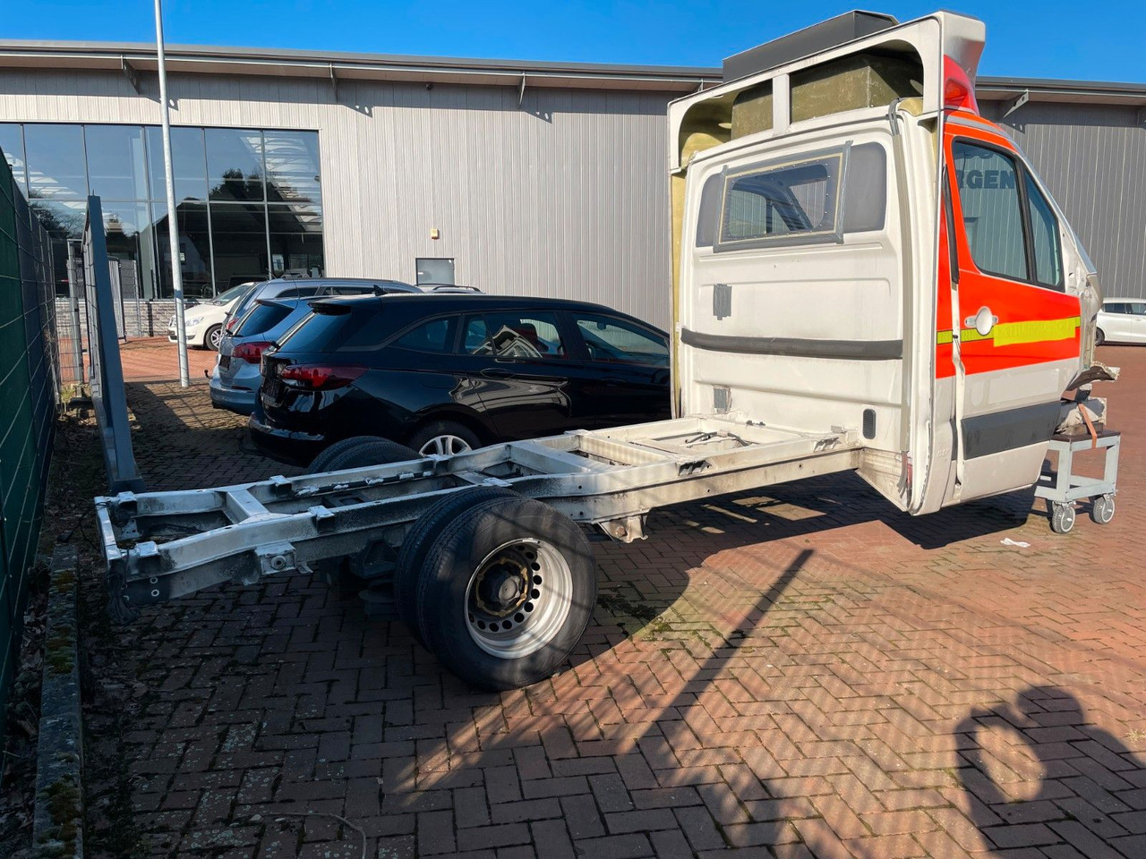 Mercedes-Benz Sprinter 519 CDI Fahrgestell - מסגרת/ שלדה עבור כלי רכב מסחרי: תמונה 2 Mercedes-Benz Sprinter 519 CDI Fahrgestell - מסגרת/ שלדה עבור כלי רכב מסחרי: תמונה 2