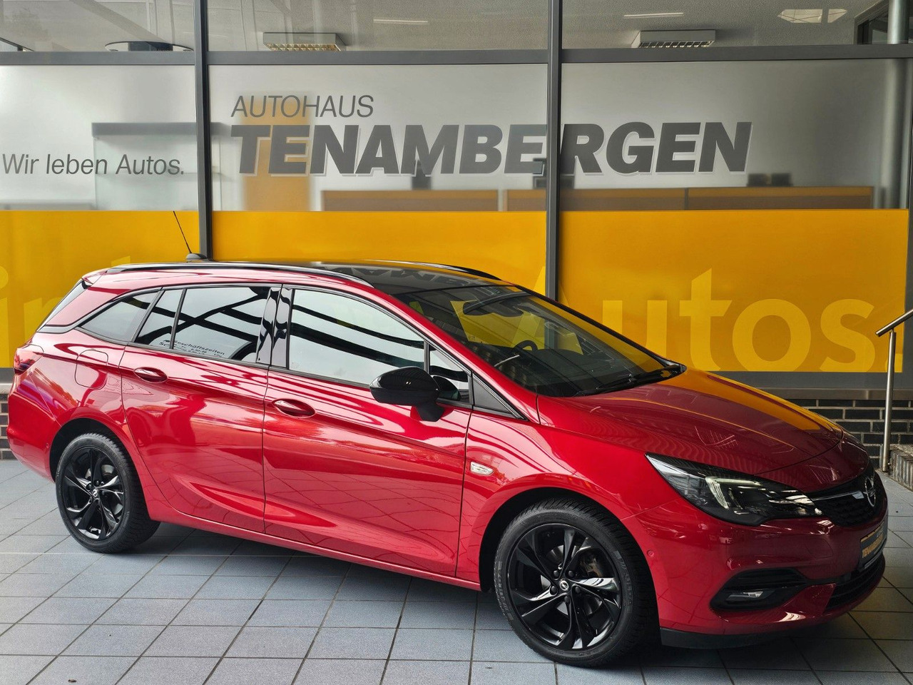 Opel Astra K ST GS Line beheizbare Windschutzscheibe - רכב סטיישן: תמונה 1 Opel Astra K ST GS Line beheizbare Windschutzscheibe - רכב סטיישן: תמונה 1