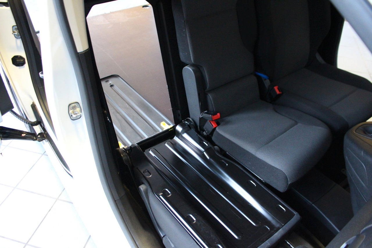 כלי רכב מסחרי קטן Opel Combo E Cargo 3.Sitze  Klima Bluetooth Durchlade: תמונה 11