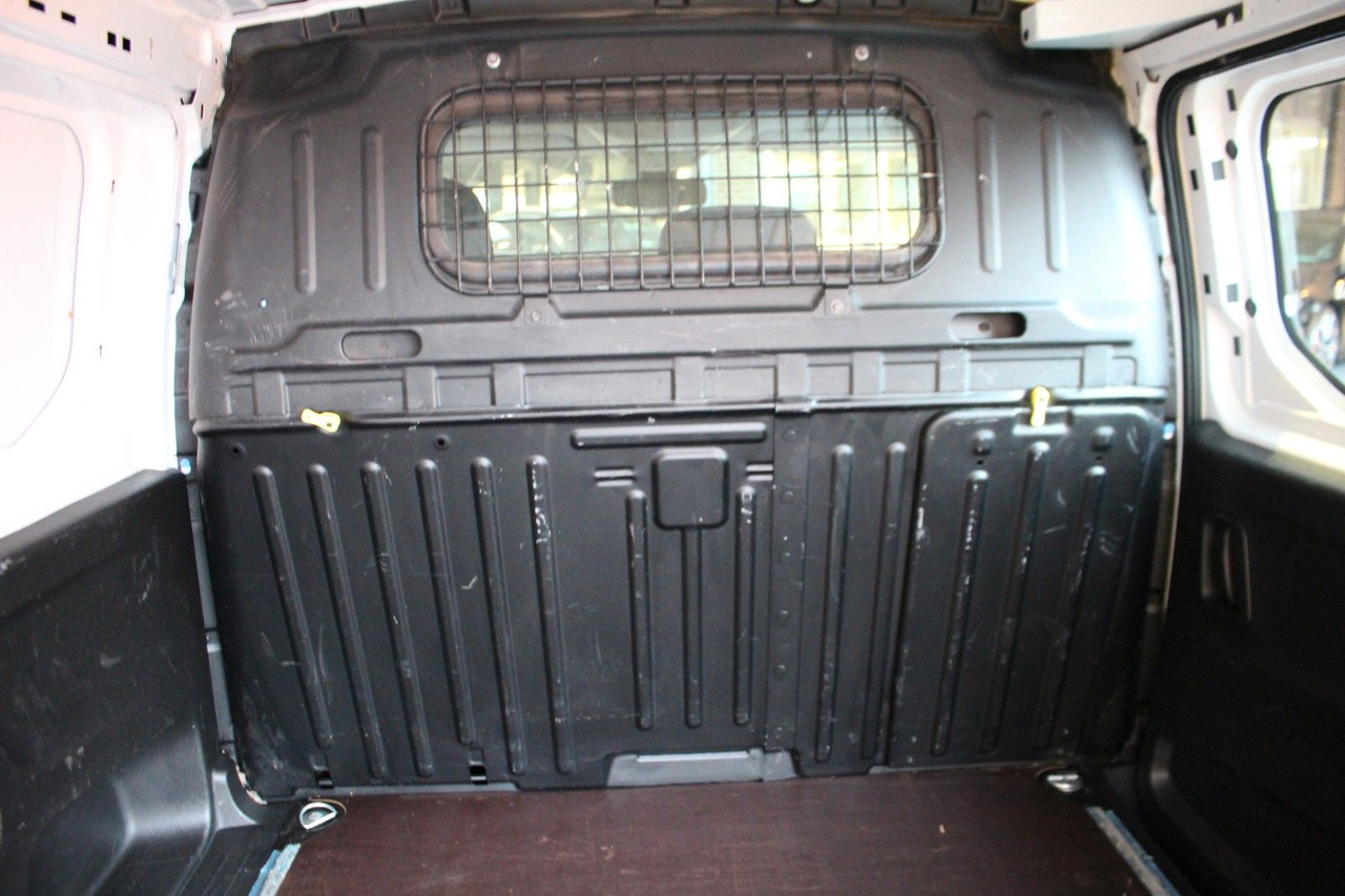 כלי רכב מסחרי קטן Opel Combo E Cargo 3.Sitze  Klima Bluetooth Durchlade: תמונה 15