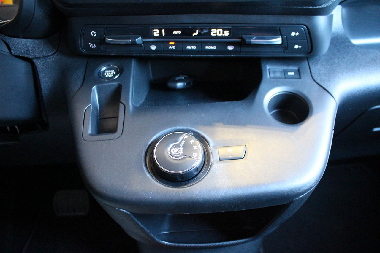 כלי רכב מסחרי לנוסעים Opel Combo Life E Innovation AT-8 Navi Kamera HuD AHK: תמונה 10
