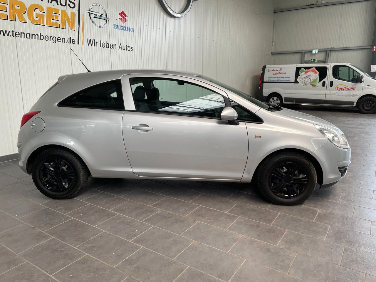 Opel Corsa D Edition Tüv Neu - מכונית: תמונה 2 Opel Corsa D Edition Tüv Neu - מכונית: תמונה 2