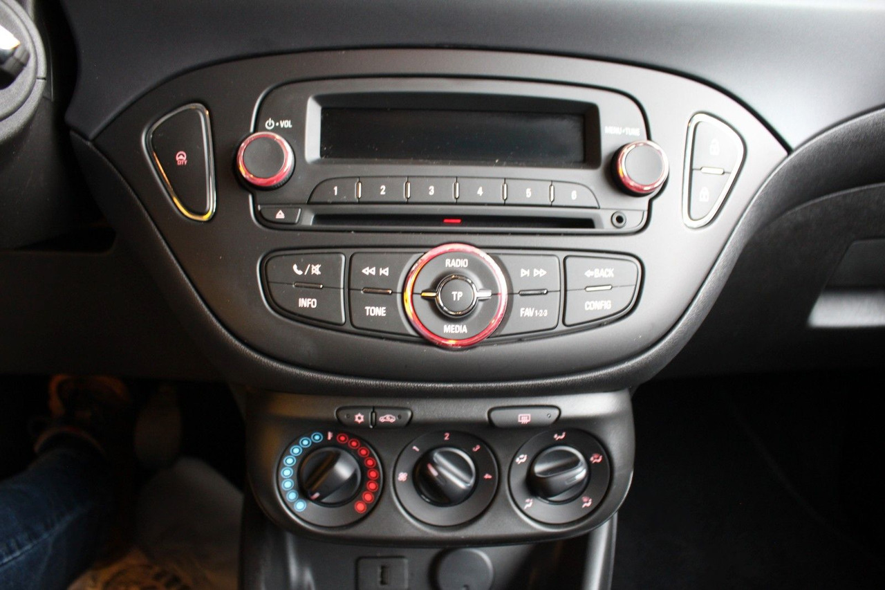 האצ'בק Opel Corsa E Selection Klima Bluetooth DAB: תמונה 10