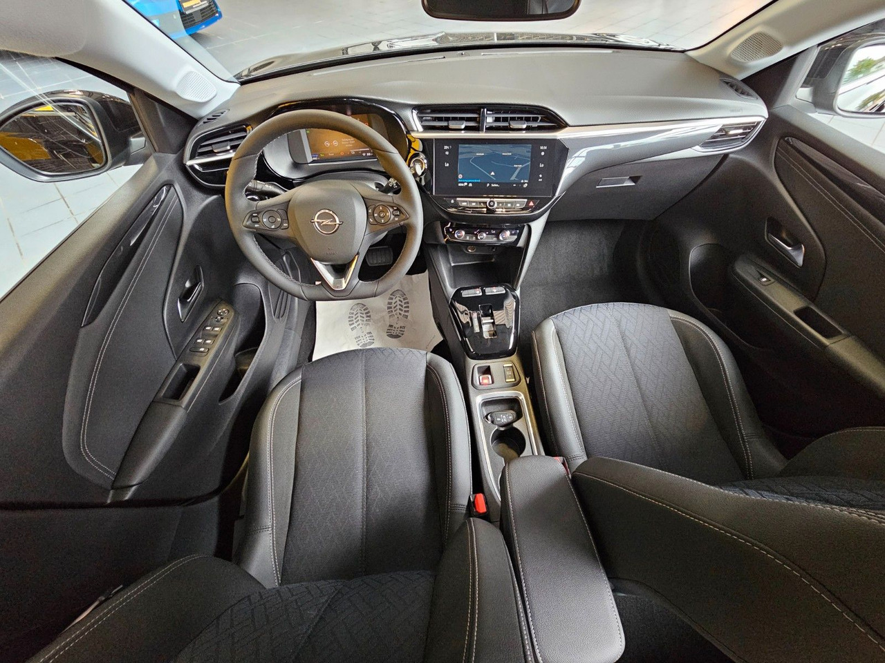 Opel Corsa F e Elegance Navi Pro SHZ LED 50KW DAB - מכונית: תמונה 5 Opel Corsa F e Elegance Navi Pro SHZ LED 50KW DAB - מכונית: תמונה 5