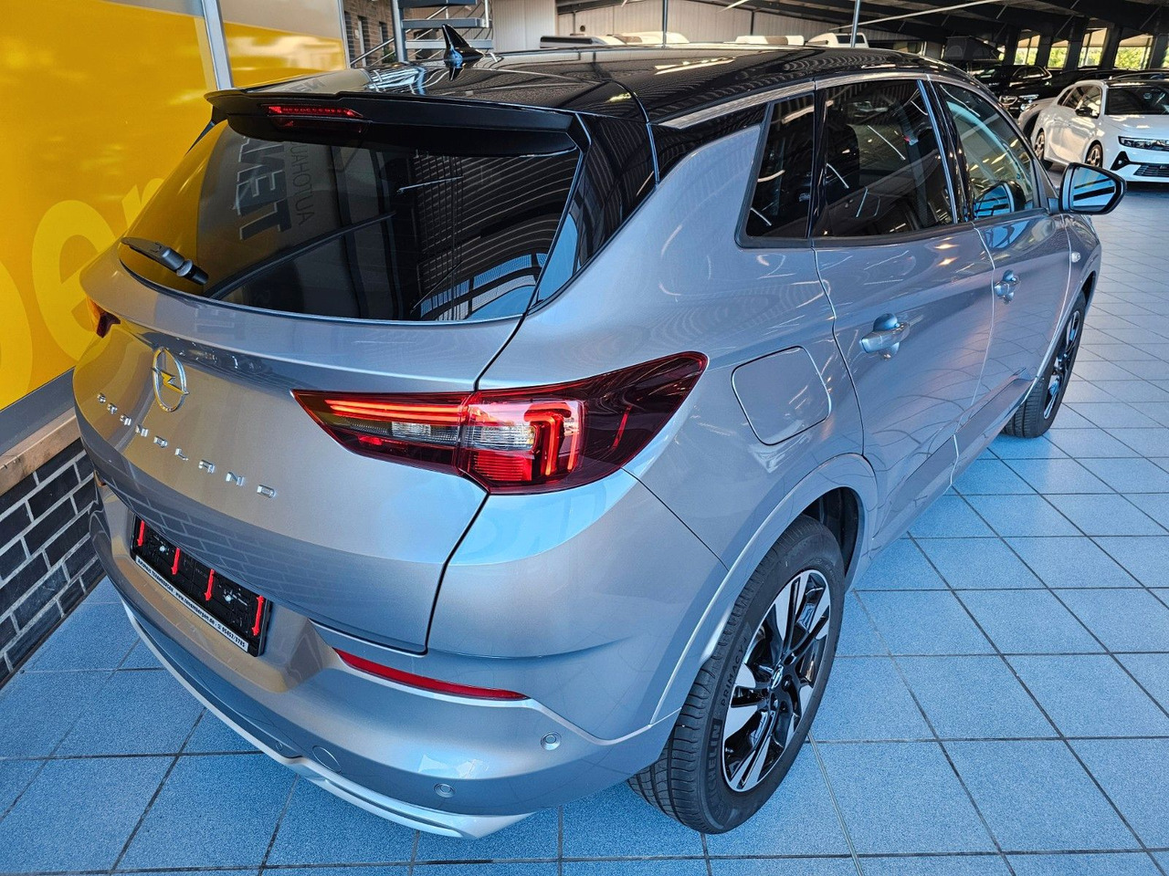 Opel Grandland (X) Elegance IntelliLux 360°Kamera ACC - SUV: תמונה 4 Opel Grandland (X) Elegance IntelliLux 360°Kamera ACC - SUV: תמונה 4