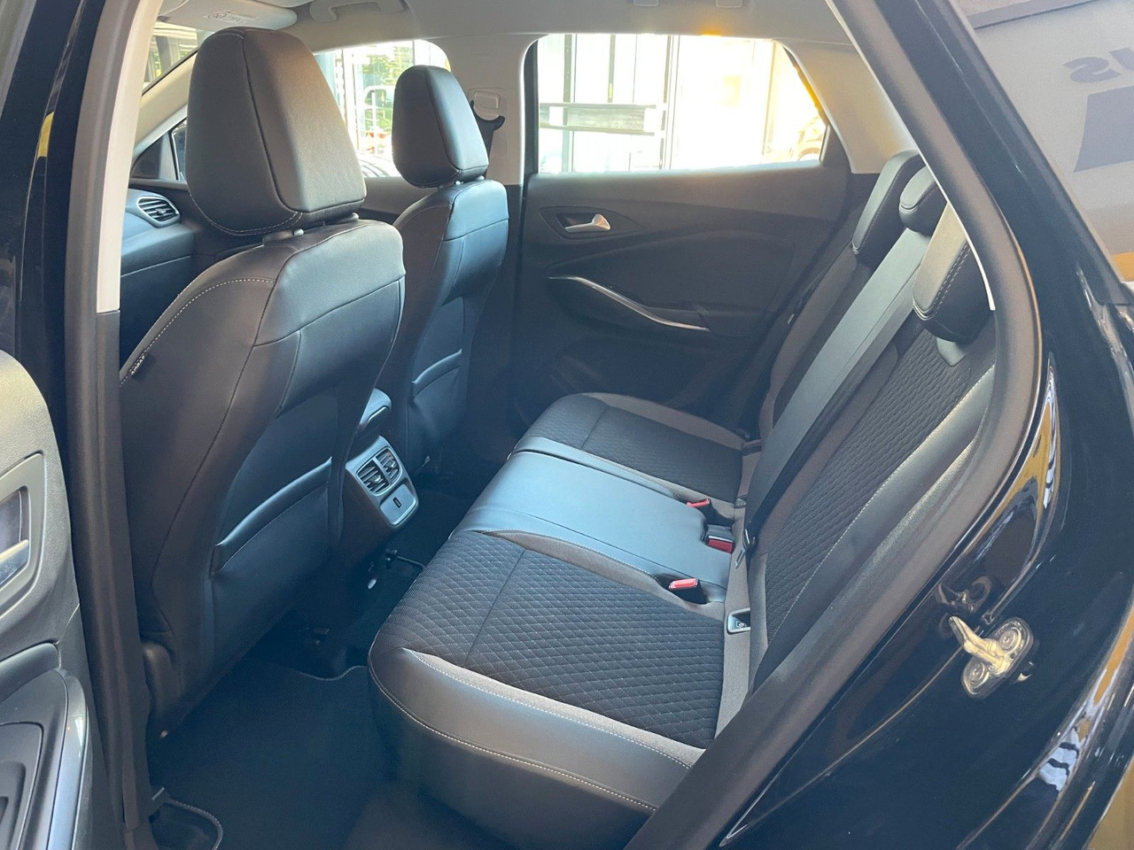 SUV Opel Grandland (X) Elegance Kamera Sitz- & Lenkradhzg: תמונה 9