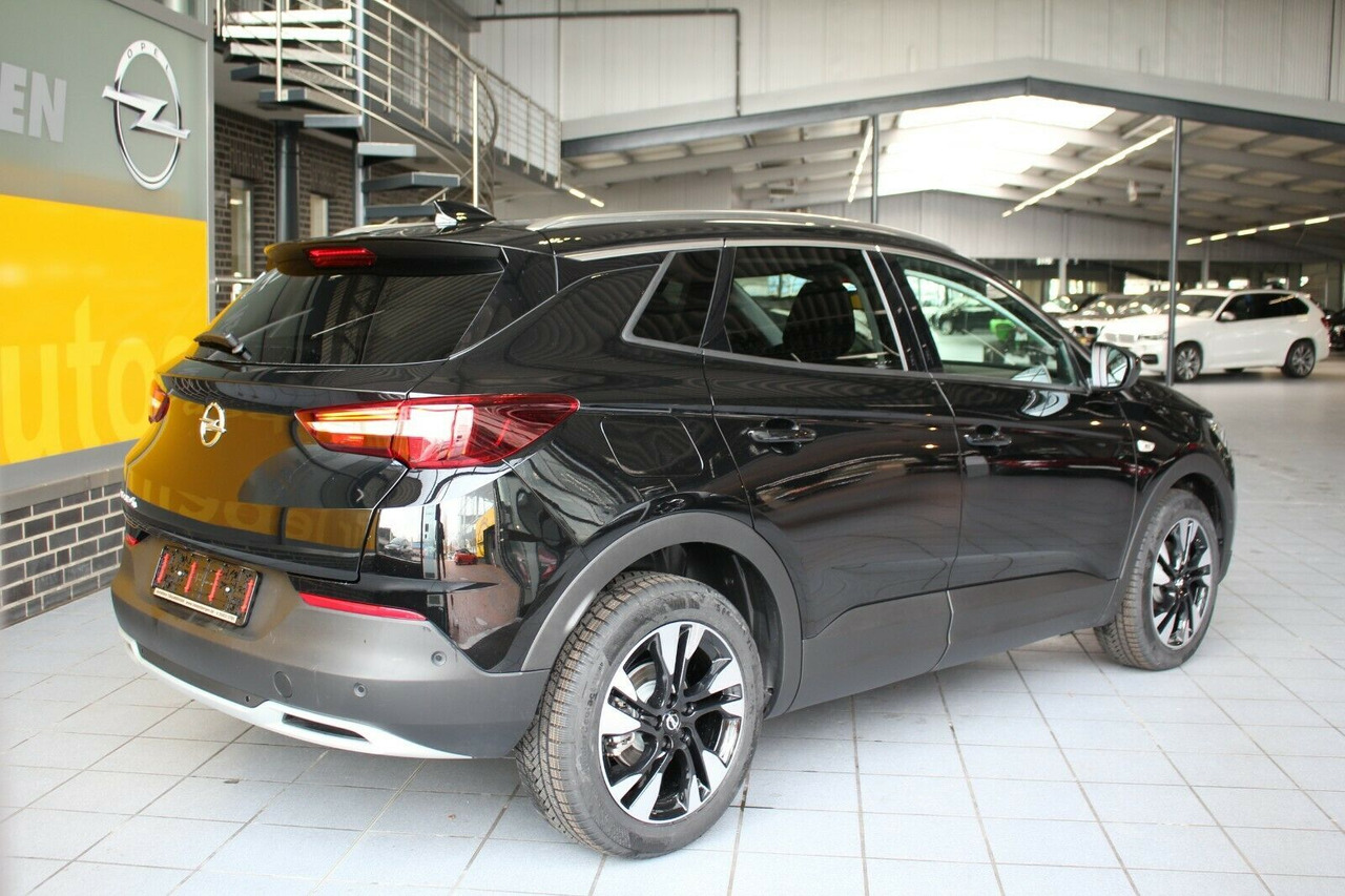 Opel Grandland X Ultimate Leder 360°Kamera DAB - SUV: תמונה 5 Opel Grandland X Ultimate Leder 360°Kamera DAB - SUV: תמונה 5