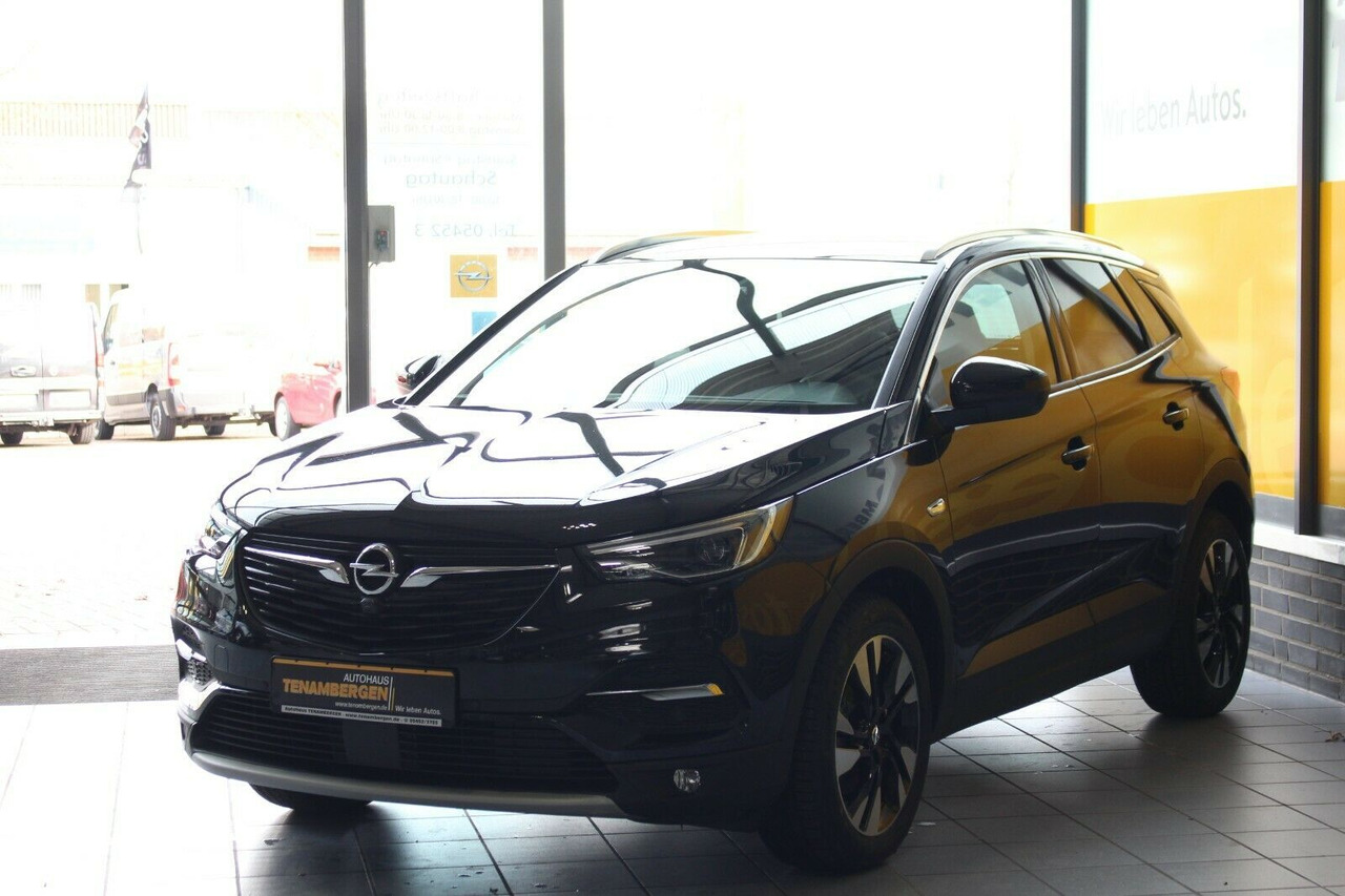 Opel Grandland X Ultimate Leder 360°Kamera DAB - SUV: תמונה 4 Opel Grandland X Ultimate Leder 360°Kamera DAB - SUV: תמונה 4