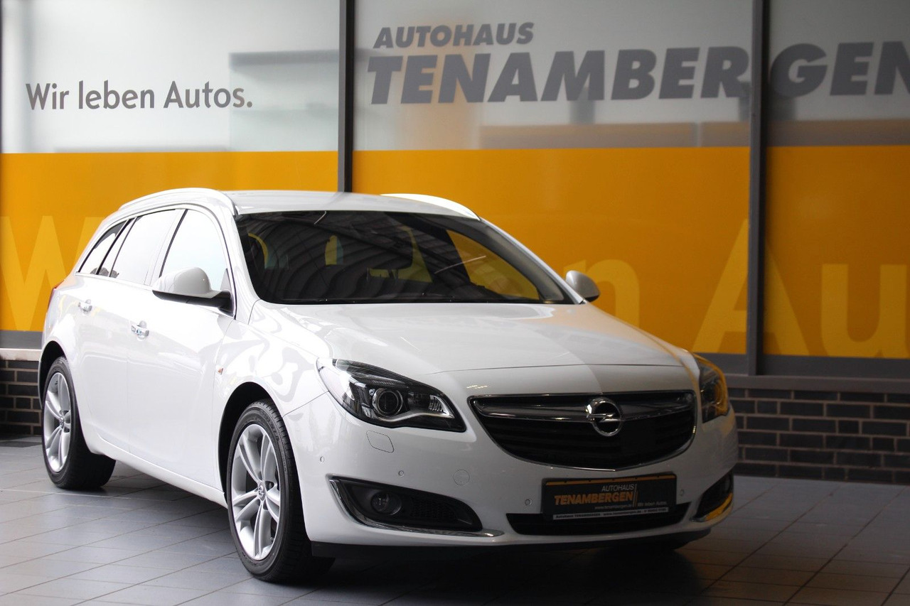 Opel Insignia A Business Innovation 4x4 Leder AHK ACC - רכב סטיישן: תמונה 2 Opel Insignia A Business Innovation 4x4 Leder AHK ACC - רכב סטיישן: תמונה 2