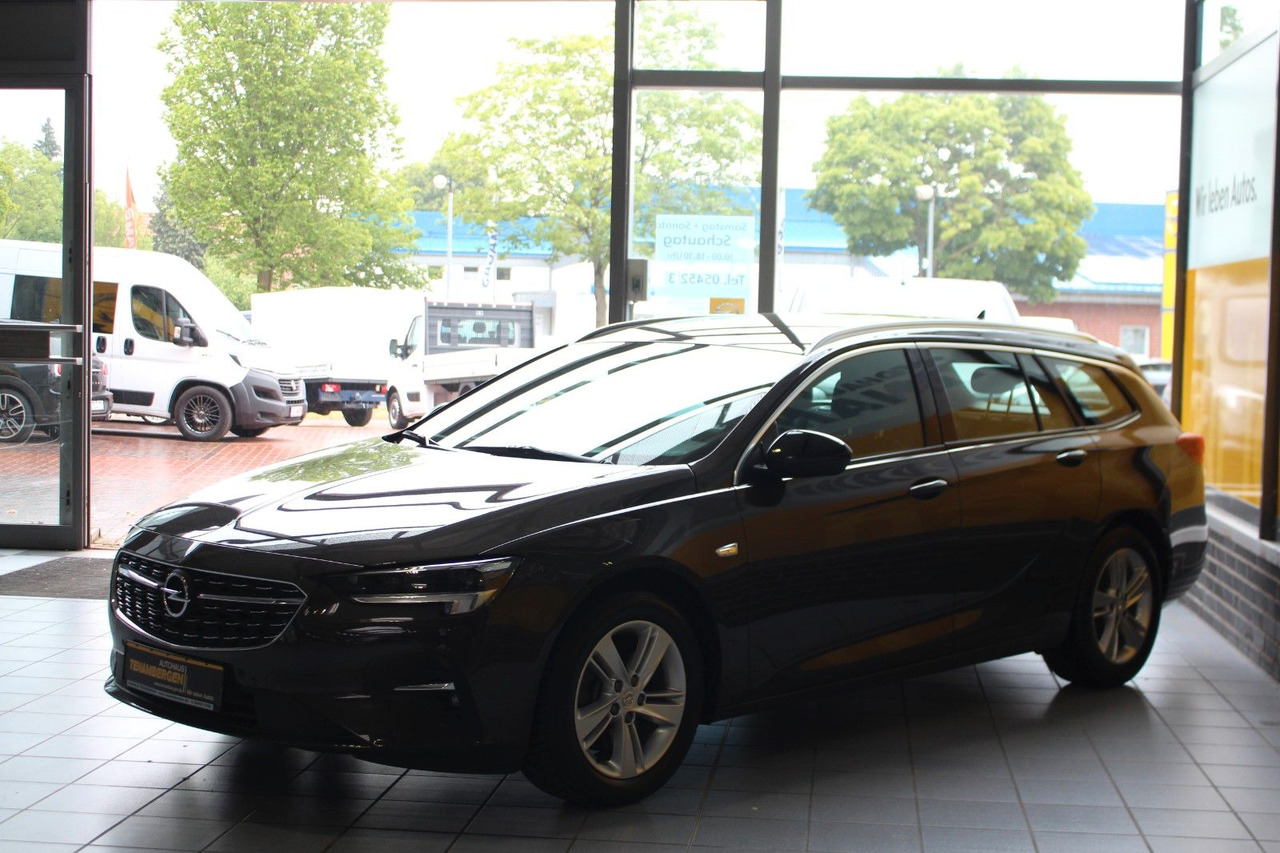 Opel Insignia B Navi SHZ Elegance IntelliLux LED - מכונית: תמונה 4 Opel Insignia B Navi SHZ Elegance IntelliLux LED - מכונית: תמונה 4