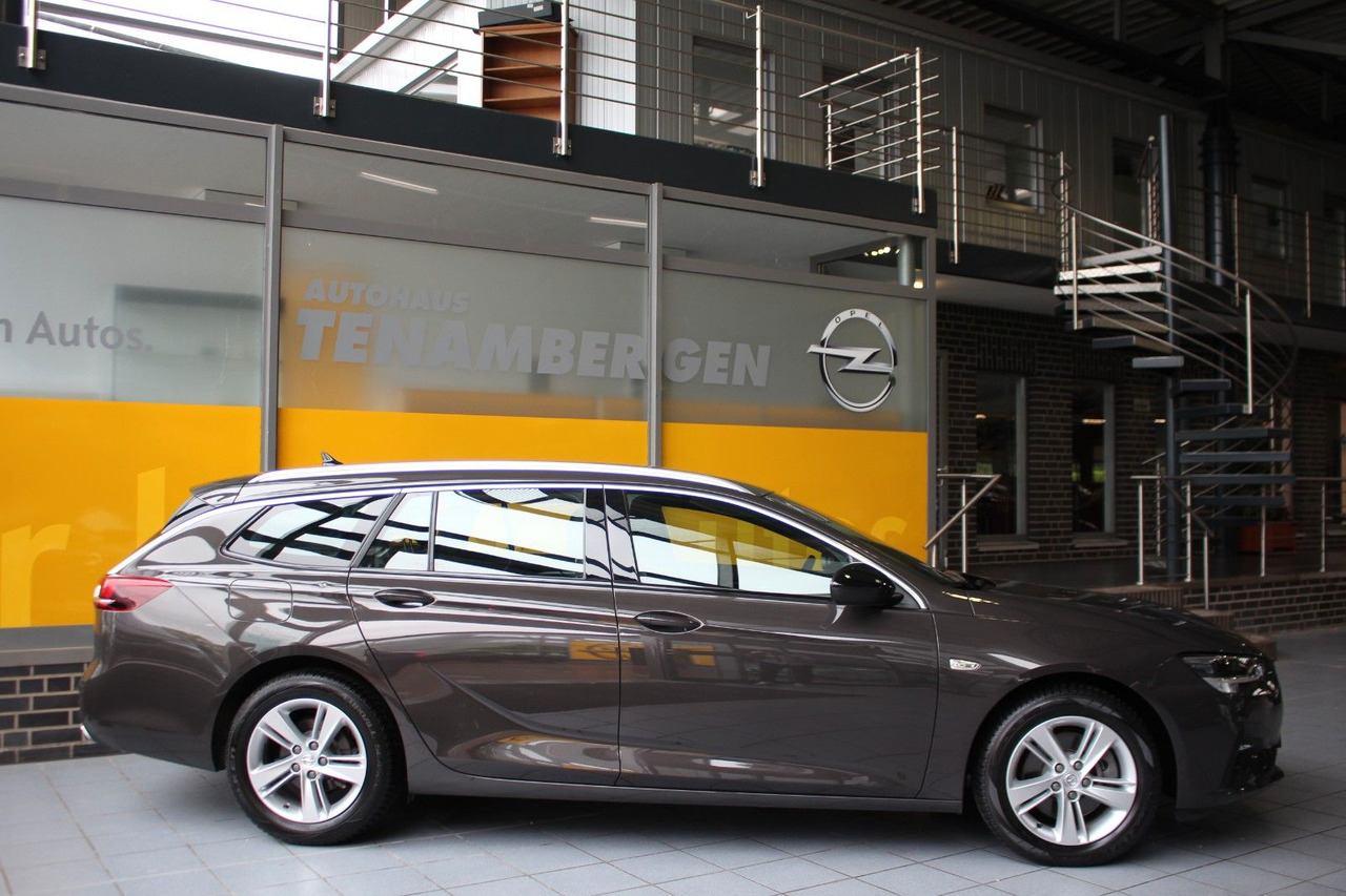 Opel Insignia B Navi SHZ Elegance IntelliLux LED - מכונית: תמונה 3 Opel Insignia B Navi SHZ Elegance IntelliLux LED - מכונית: תמונה 3