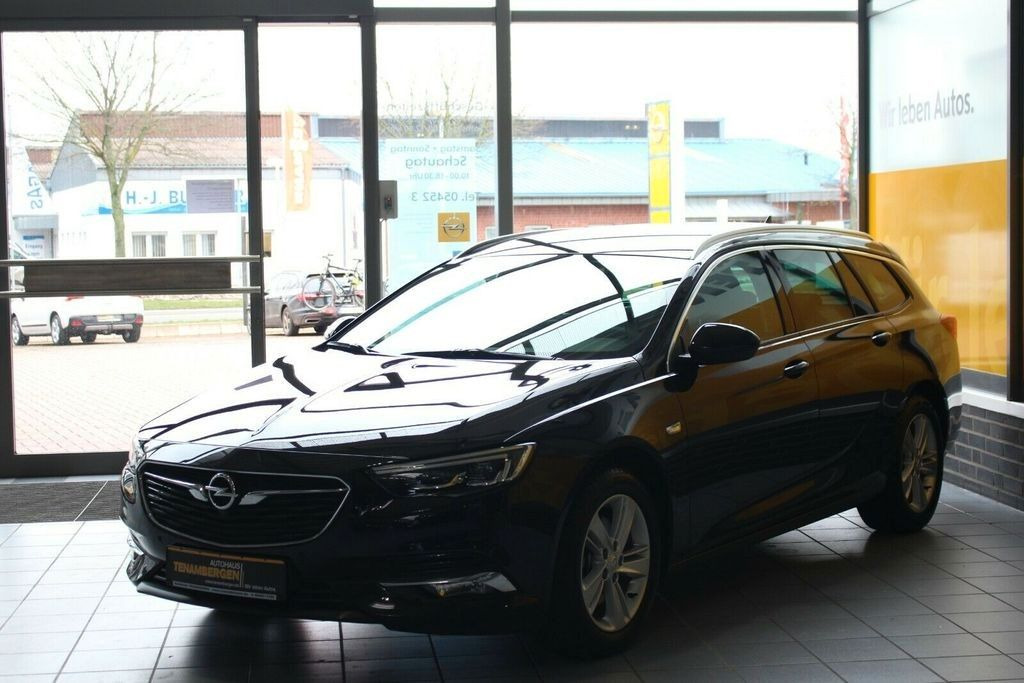 Opel Insignia B Sports Tourer 4x4 INNOVATION - מכונית: תמונה 5 Opel Insignia B Sports Tourer 4x4 INNOVATION - מכונית: תמונה 5