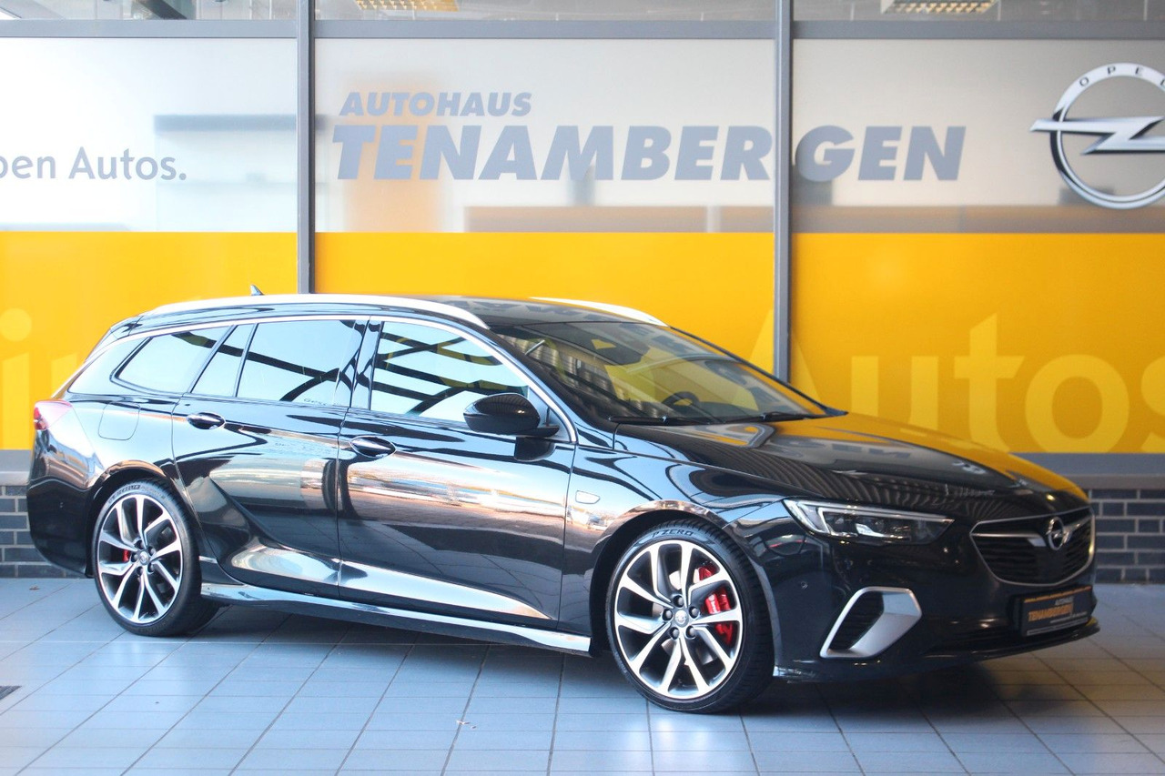 Opel Insignia B Sports Tourer GSi 4x4 Massage Bose - רכב סטיישן: תמונה 1 Opel Insignia B Sports Tourer GSi 4x4 Massage Bose - רכב סטיישן: תמונה 1