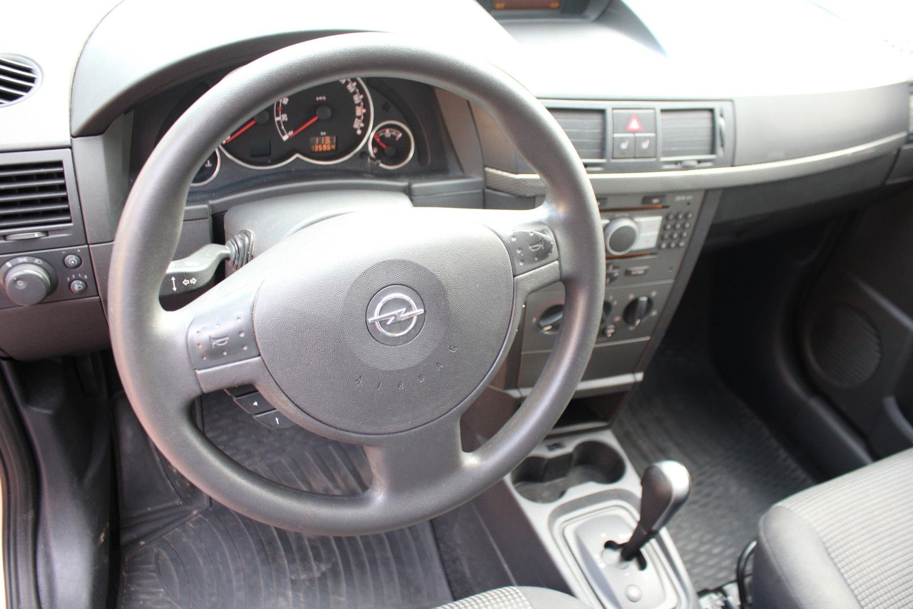 סדאן Opel Meriva  Automatik Klima Sitzheizung PDC AHK: תמונה 9
