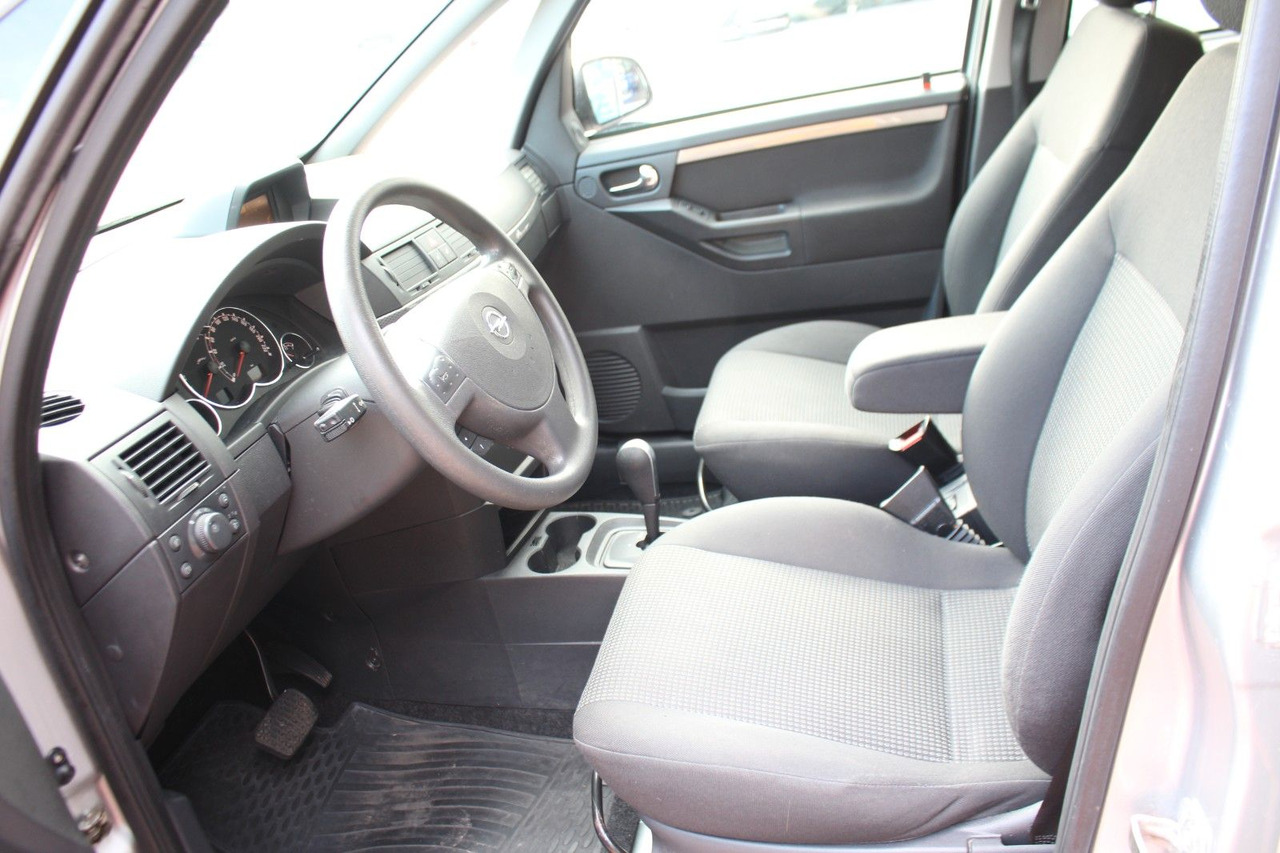 סדאן Opel Meriva  Automatik Klima Sitzheizung PDC AHK: תמונה 12