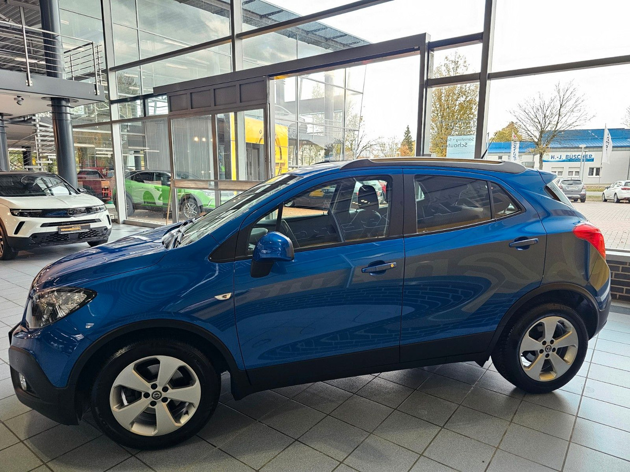 Opel Mokka Edition SHZ Navi PDC v+h Kamera - SUV: תמונה 3 Opel Mokka Edition SHZ Navi PDC v+h Kamera - SUV: תמונה 3