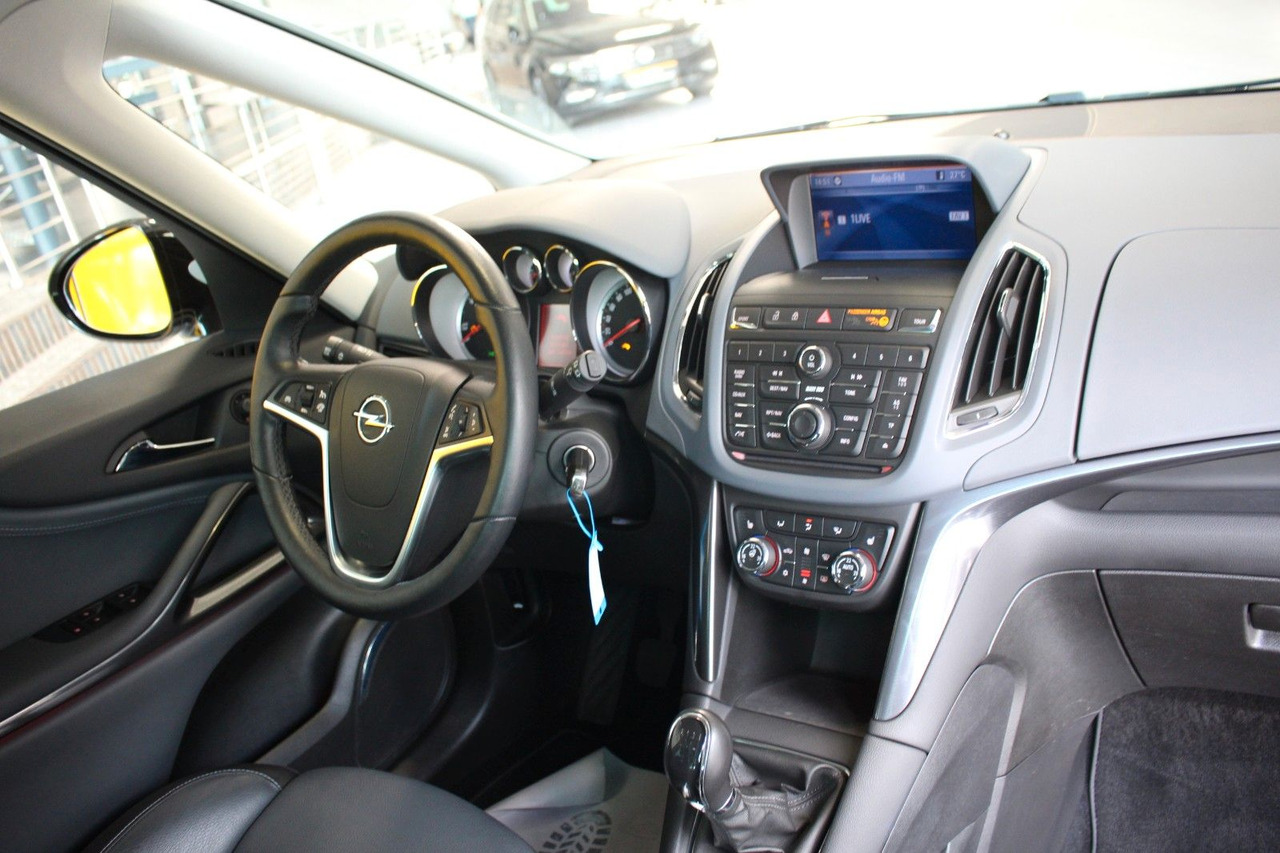 כלי רכב מסחרי לנוסעים Opel Zafira Tourer Navi Innovation Bi Xenon Bluetooth: תמונה 8
