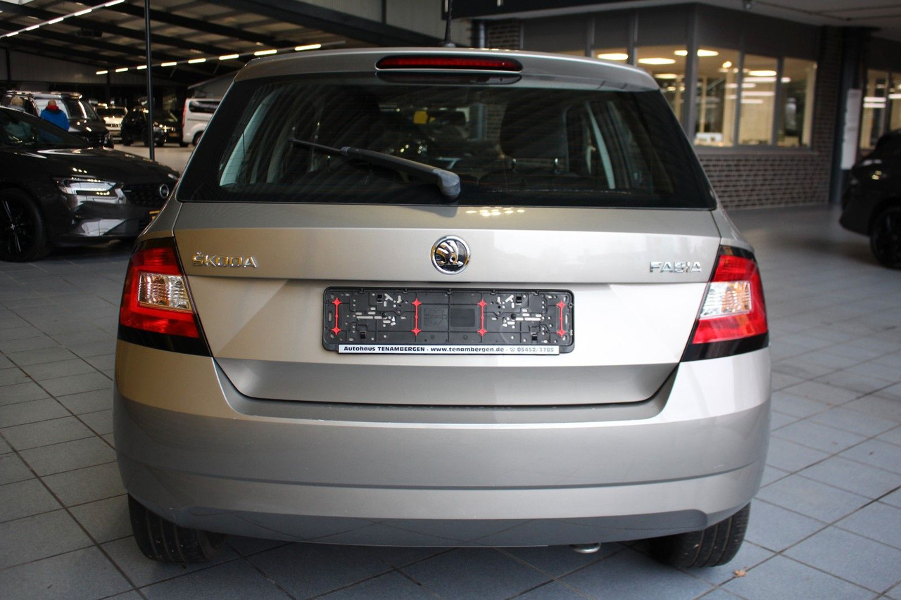 Skoda Fabia Ambition Klima Tempomat Bluetooth - מכונית: תמונה 5 Skoda Fabia Ambition Klima Tempomat Bluetooth - מכונית: תמונה 5