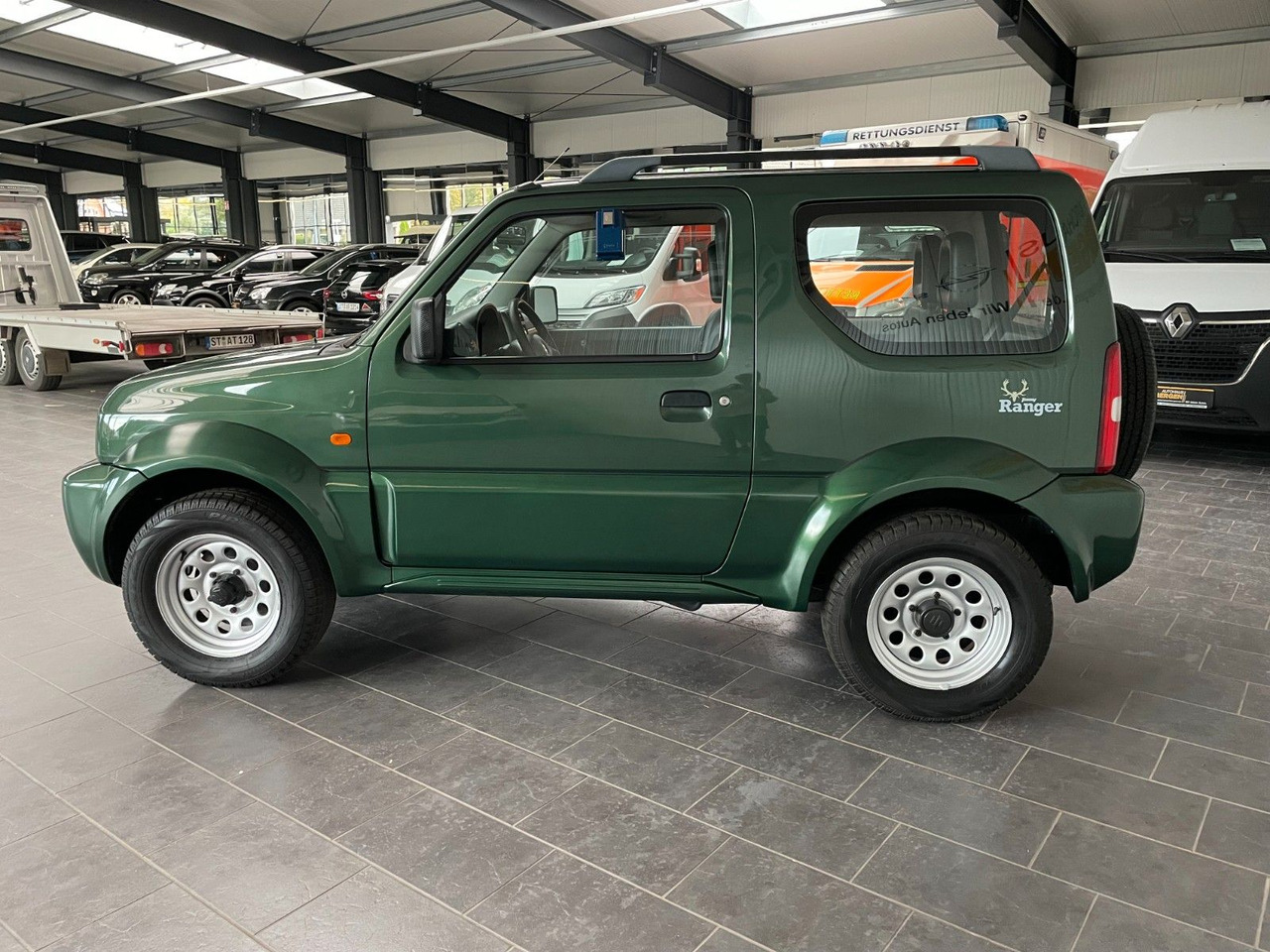Suzuki Jimny 1.3 Allrad Ranger - SUV: תמונה 4 Suzuki Jimny 1.3 Allrad Ranger - SUV: תמונה 4