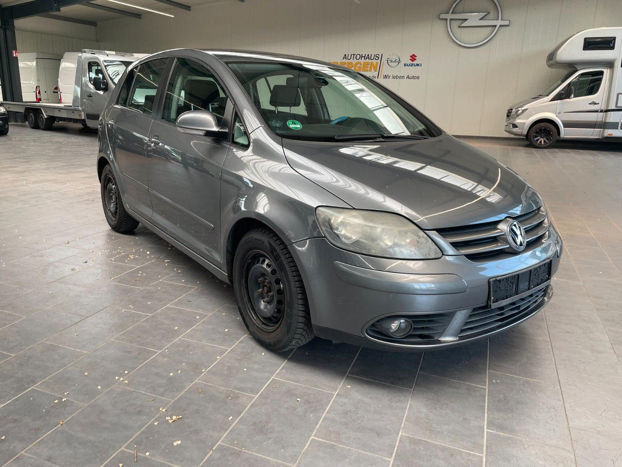 Volkswagen Golf Plus - כלי רכב מסחרי לנוסעים: תמונה 1 Volkswagen Golf Plus - כלי רכב מסחרי לנוסעים: תמונה 1