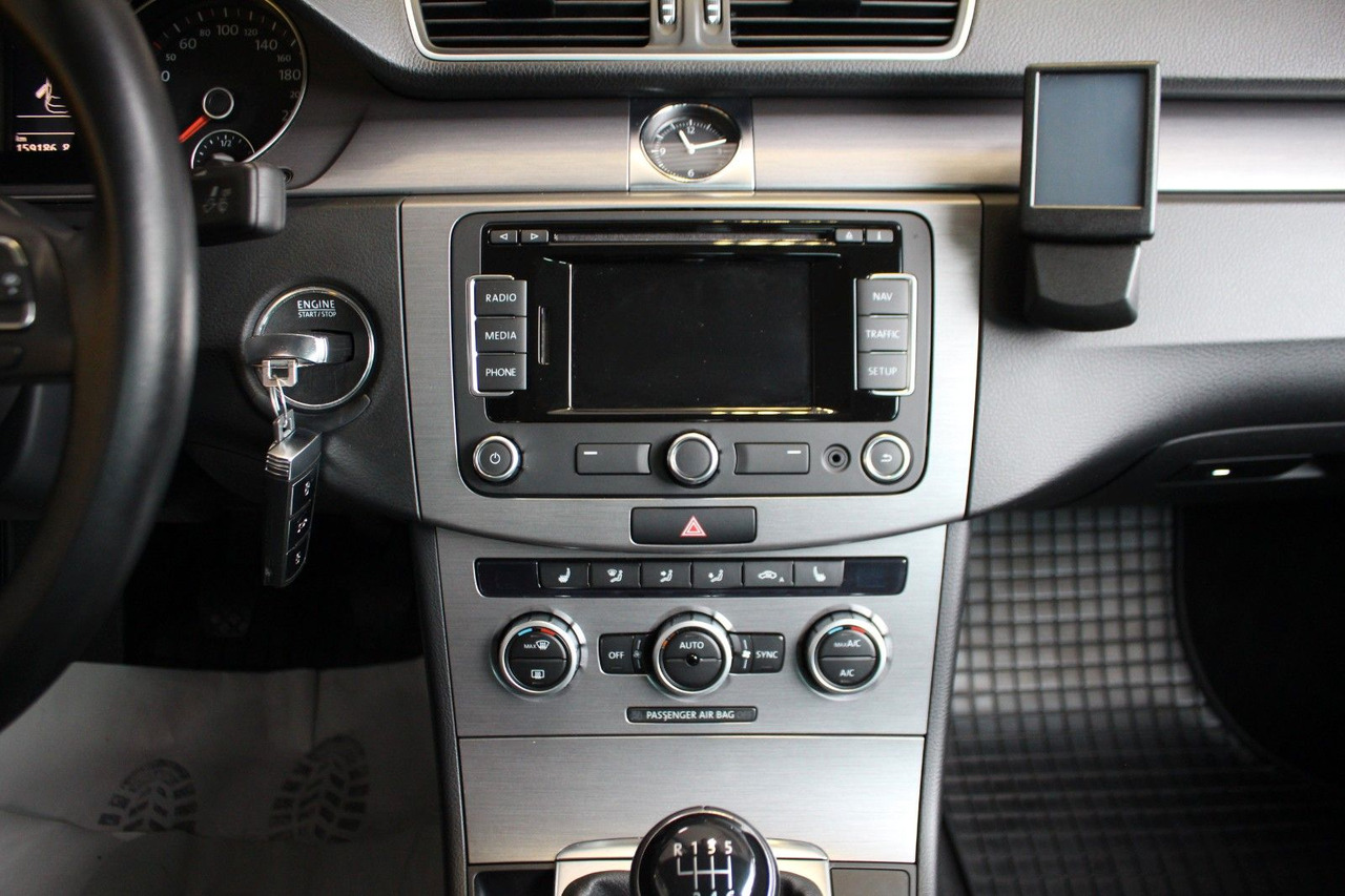 חָדָשׁ סדאן Volkswagen Passat Comfortline BlueMotion Navi PDC: תמונה 13