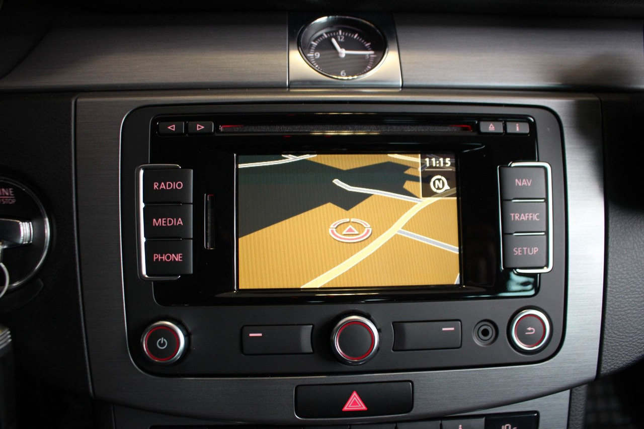 חָדָשׁ סדאן Volkswagen Passat Comfortline BlueMotion Navi PDC: תמונה 18