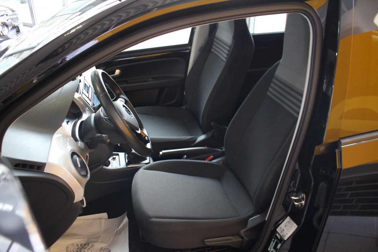 Volkswagen up! e-up! Max Kamera Sitzheizung DAB+ - מכונית: תמונה 5 Volkswagen up! e-up! Max Kamera Sitzheizung DAB+ - מכונית: תמונה 5