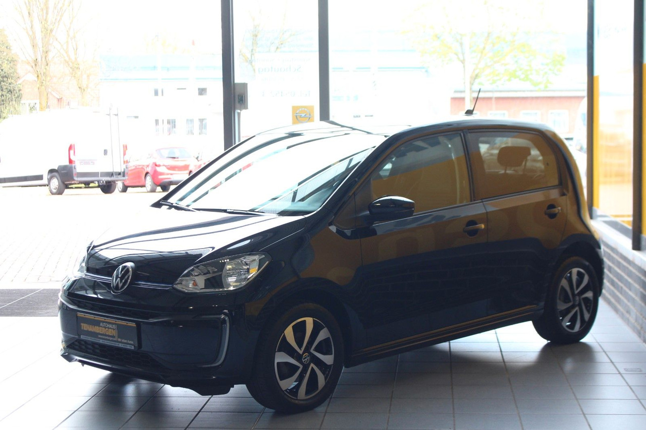 Volkswagen up! e-up! Max Kamera Sitzheizung DAB+ - מכונית: תמונה 4 Volkswagen up! e-up! Max Kamera Sitzheizung DAB+ - מכונית: תמונה 4