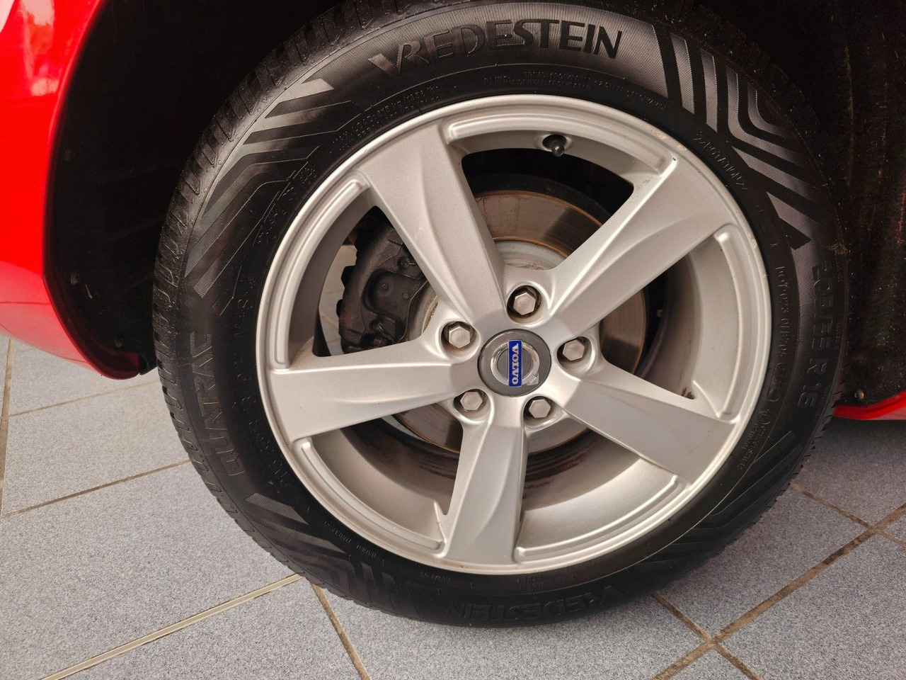 Volvo V40 You! Xenon Sitzheizung Freisprecheinrichtung - סדאן: תמונה 5 Volvo V40 You! Xenon Sitzheizung Freisprecheinrichtung - סדאן: תמונה 5