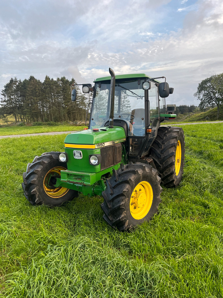 JOHN DEERE 1950 - טרקטור חקלאי: תמונה 1 JOHN DEERE 1950 - טרקטור חקלאי: תמונה 1
