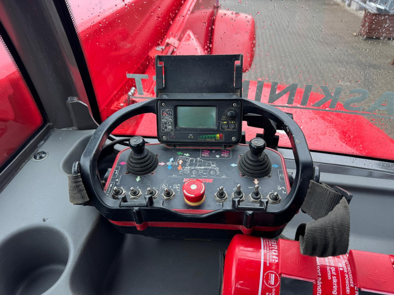 מפעיל טלסקופי Manitou 2550: תמונה 19 מפעיל טלסקופי Manitou 2550: תמונה 19