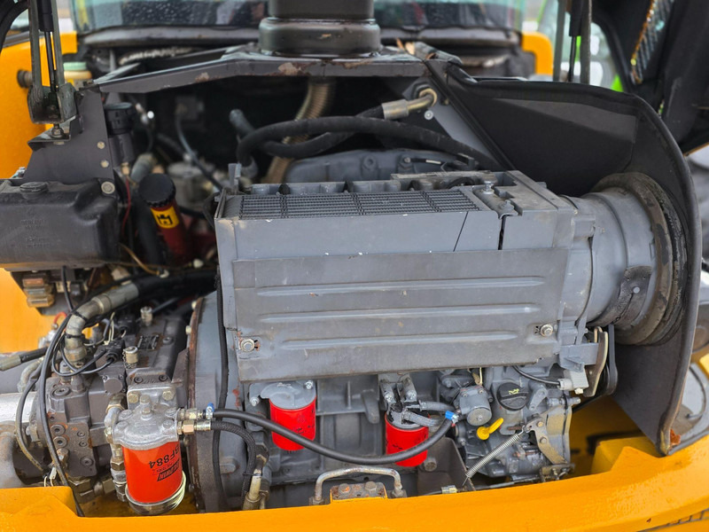 Volvo L30 - מעמיס גלגלים: תמונה 4 Volvo L30 - מעמיס גלגלים: תמונה 4